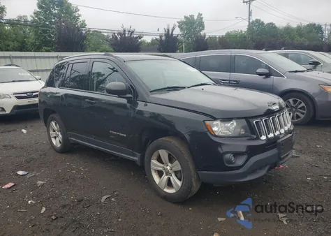 2016 Jeep Compass Sport z USA, uszkodzony, nr VIN 1C4NJDBBXGD712883